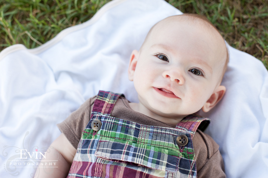 Baby Portraits at Harlinsdale Farm in Downtown Franklin, TN
