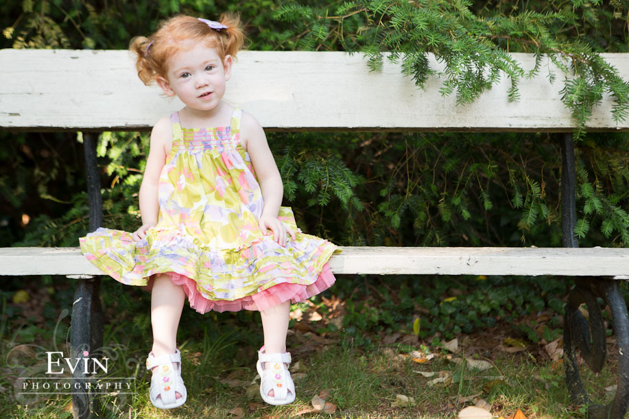 red head child portraits in downtown Franklin tn by nashville portrait photographer Evin Photography