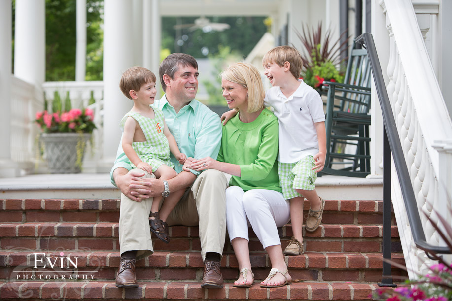 Family portraits Westhaven Franklin, TN by Evin Photography
