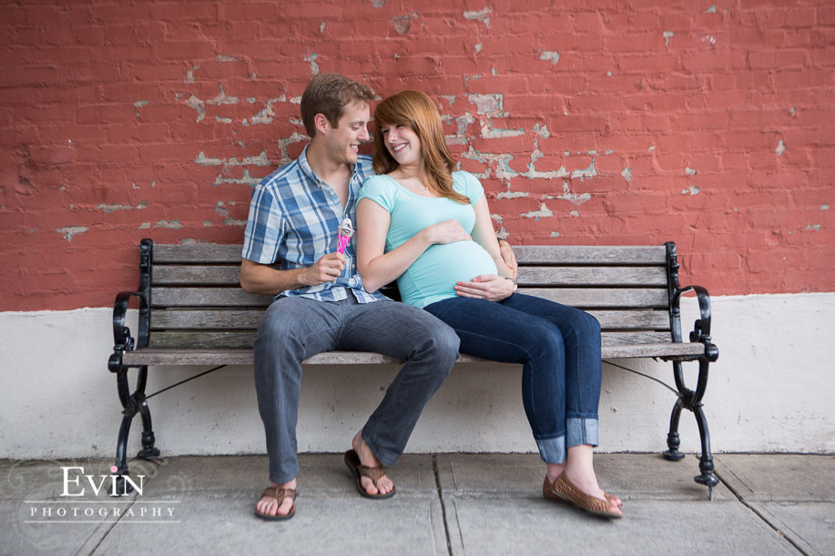 Maternity Portraits in Downtown Franklin TN by Evin Photography