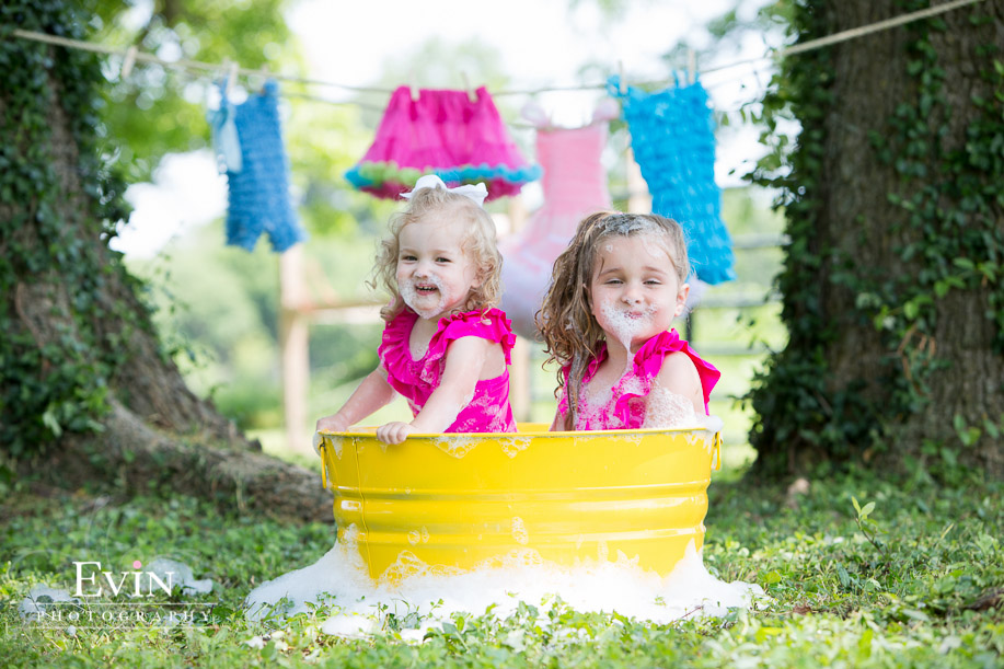 Wash tub with bubbles child portraits Franklin TN by Evin Photography