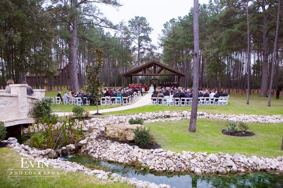 Crystal Springs Houston Texas Wedding by Nashville Wedding Photographer Evin Photography (21)