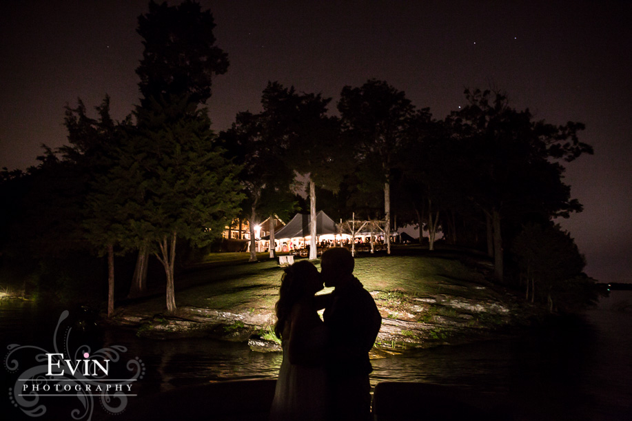 Old Hickory Lake Wedding with floating lanterns in Nashville, TN wedding photographer Evin Photography (39)
