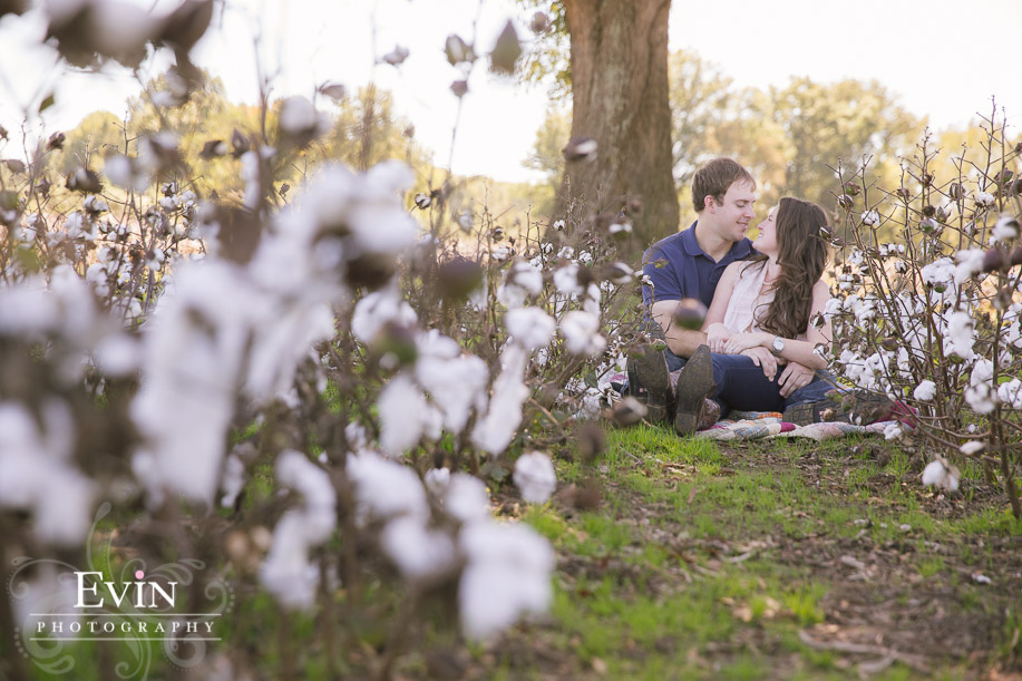 Cotton_Field_Engagement_Photos_TN-Evin Photography-12