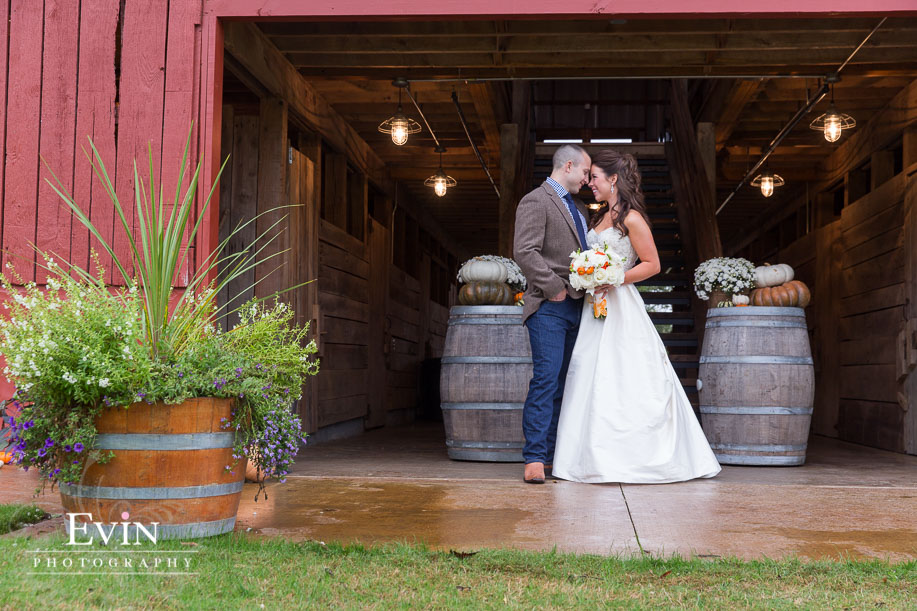 Lilac_Farms_Arrington_Vineyards_Wedding_Nashville_TN-Evin Photography-4