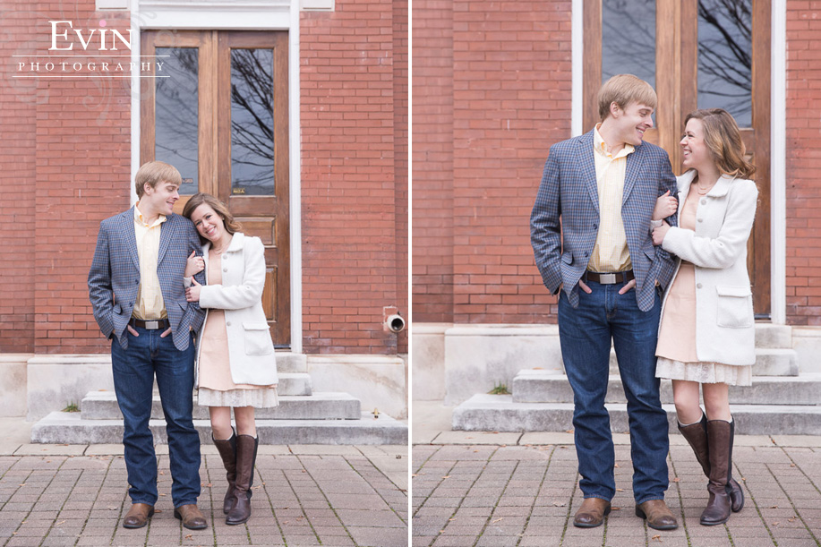 Downtown_Franklin_TN_Engagement_Photos-Evin Photography-13&14
