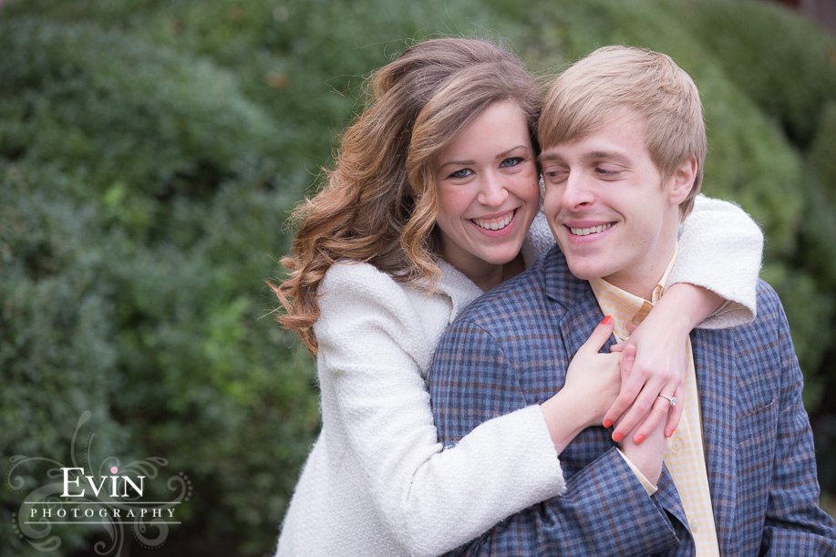 Downtown_Franklin_TN_Engagement_Photos-Evin Photography-4