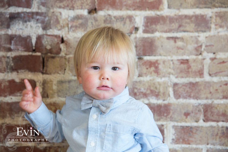 Baby_Sweet_CeCes_Smash_Cake_Portraits_Franklin_TN-Evin Photography-10