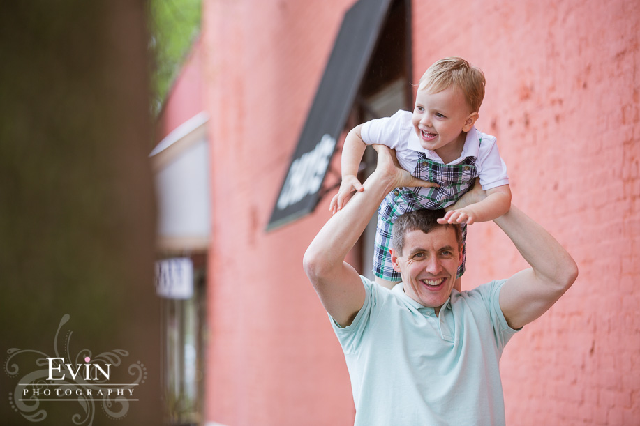 Family_Portraits_Downtown_Franklin_TN-Evin Photography-7