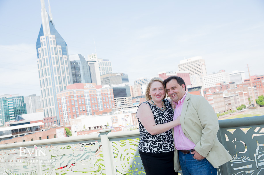 Downtown_Nashville_TN_Engagement_Portraits-Evin Photography-6