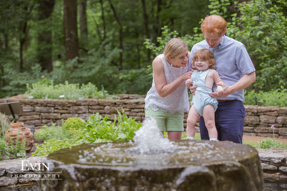 Cheekwood_Botanical_Gardens_Family_Portraits_Nashville_TN-Evin Photography-5