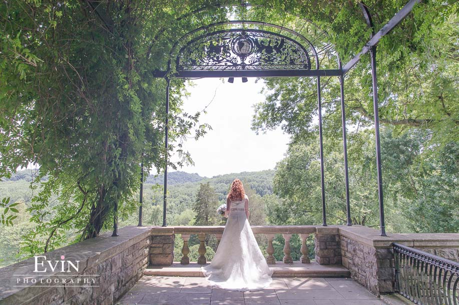 Bridal_Portraits_Cheekwood_Botanical_Gardens_Nashville_TN-Evin Photography-1