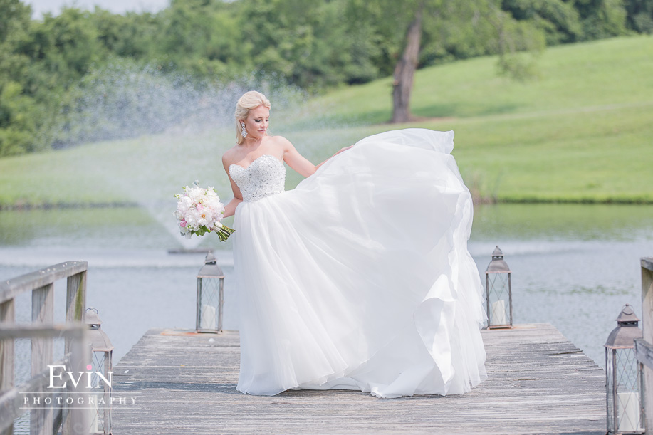 TN_Wedding_Venue_Mint_Springs_Farm_Bridal_Portraits-Evin Photography-9