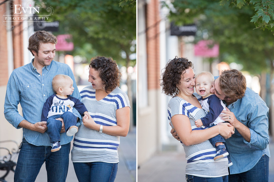 One_Year_Child_Family_Portraits_Downtown_Franklin_TN-Evin Photography-22&23