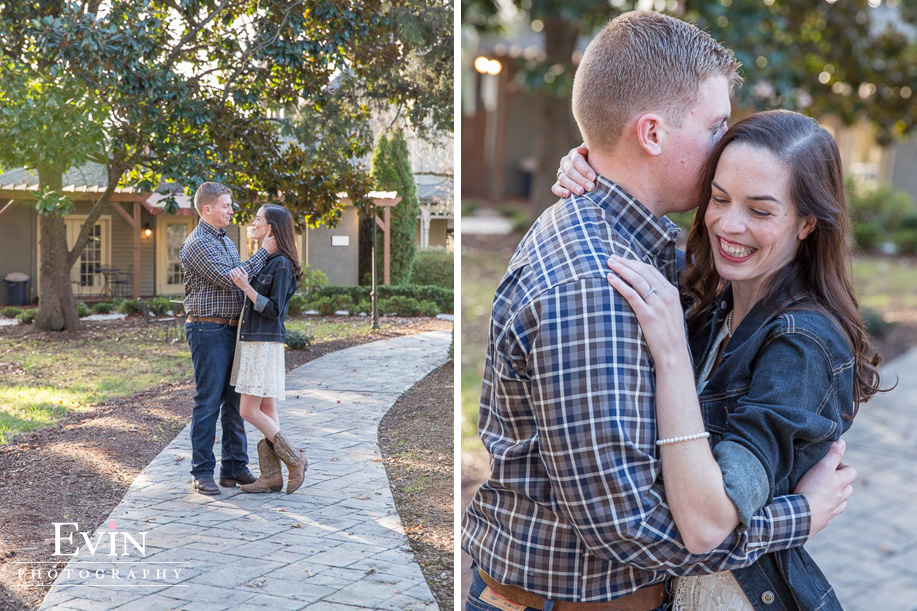 Downtown_Franklin_Engagement_Photos-Evin Photography-20&21