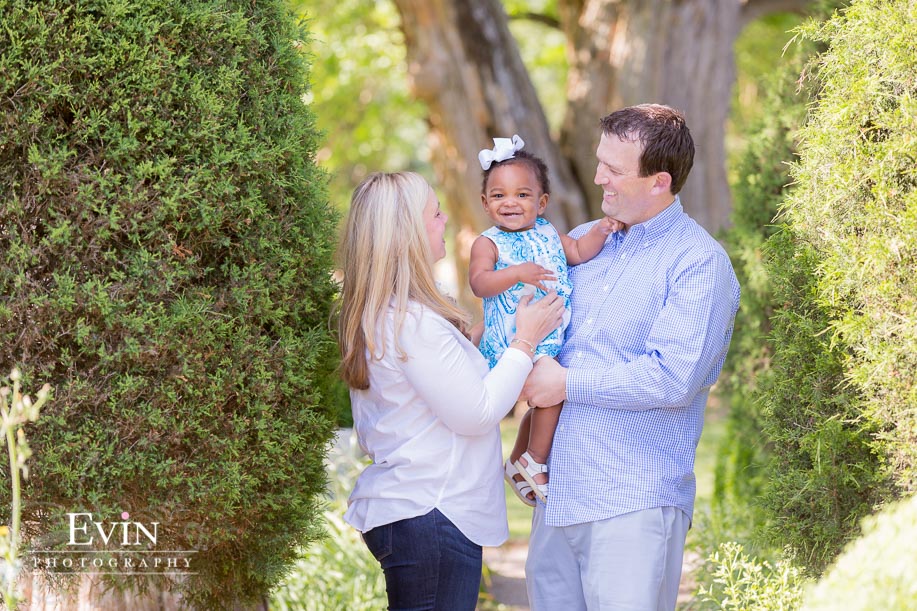 Family_Portraits_at_Carnton_Plantation_Downtown_Franklin_TN-Evin Photography-6