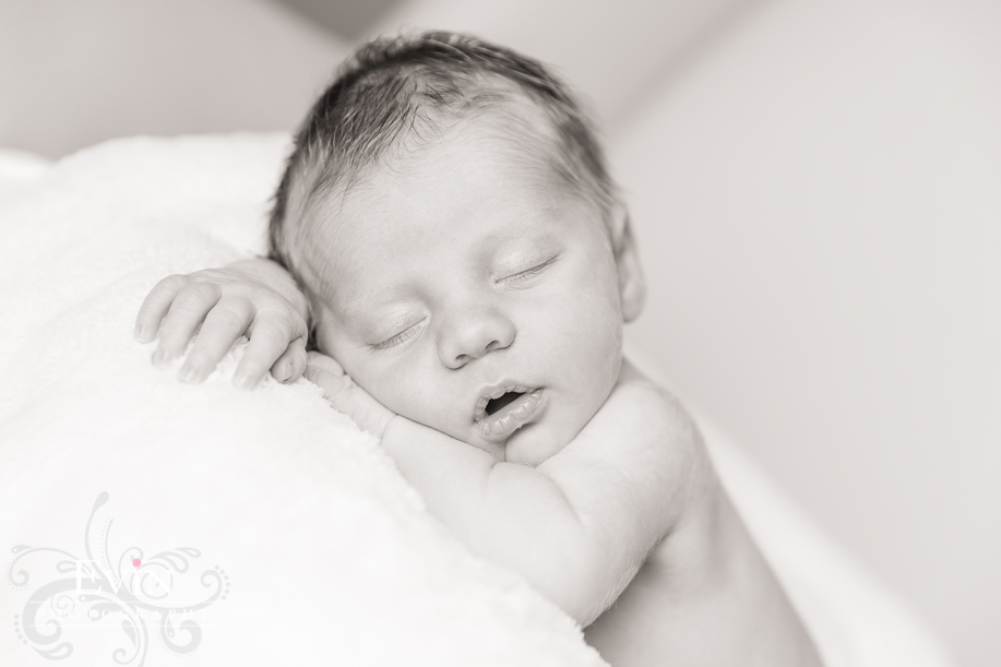 Newborn_Nursery_Photos_Nashville_TN-Evin Photography-3
