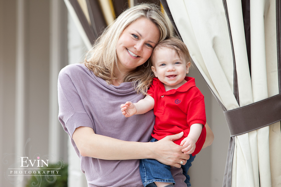 Family Portraits in Downtown Franklin, Tennessee by Evin Photography