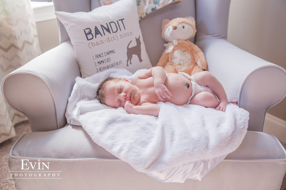 Newborn_Nursery_Photos_Nashville_TN-Evin Photography-1